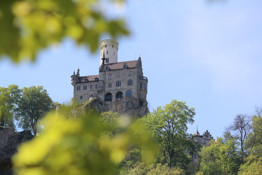 Forellenhof Rössle Hotel & Restaurant Lichtenstein  Esterno foto
